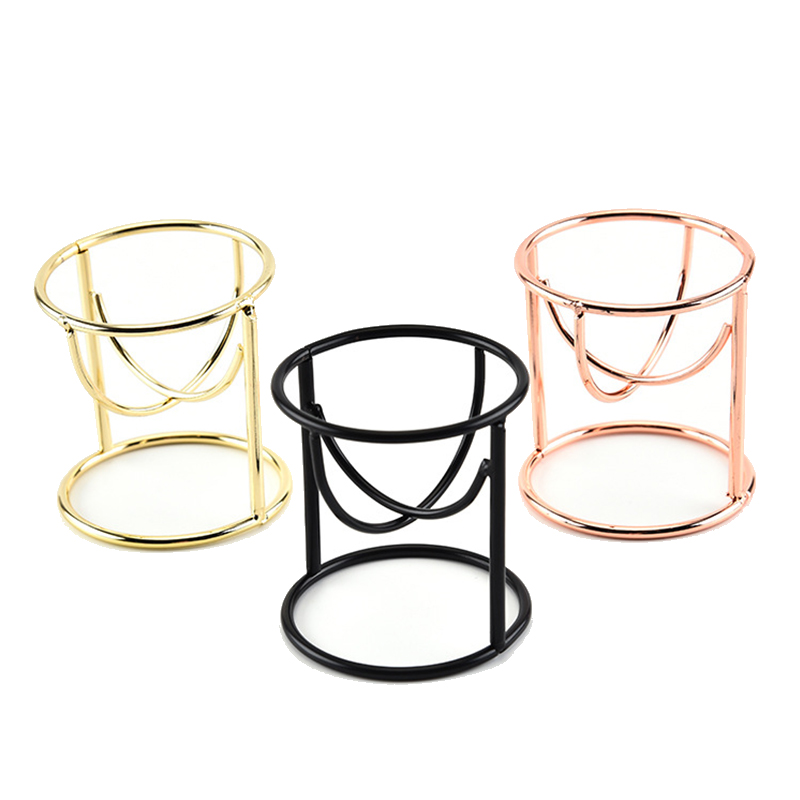 Beauty Bay Makeup - Metal Makeup Sponge Holder, Brand Beauty