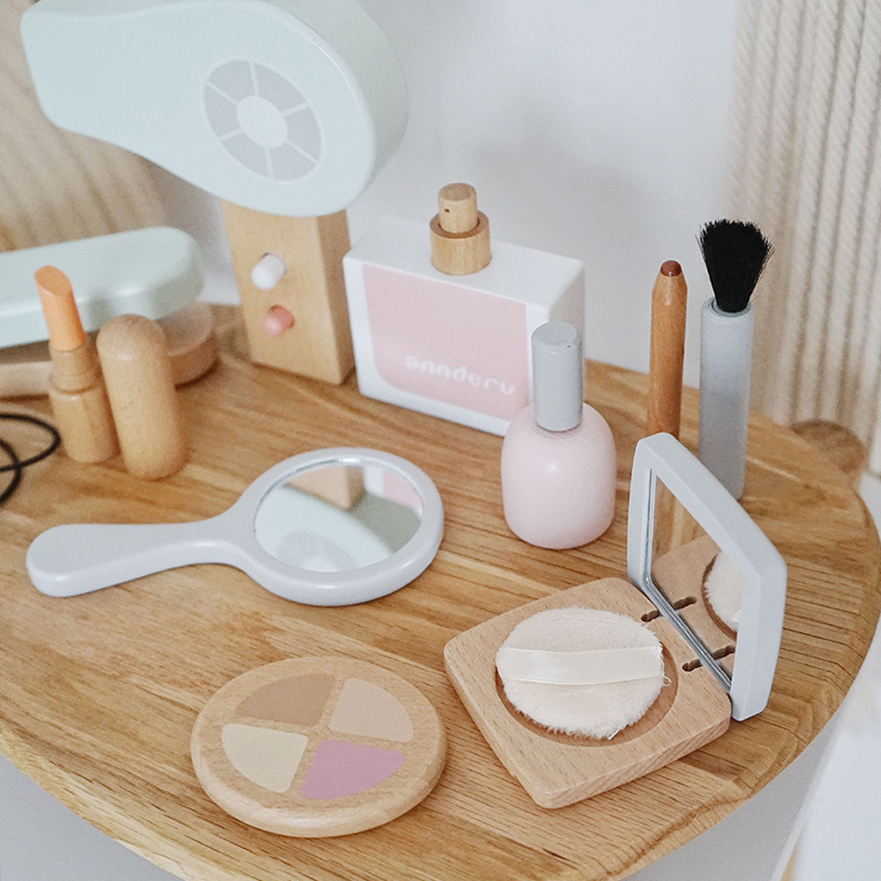 New Children Wooden Simulation - огляд і ціна Makeup Beauty Makeup Game